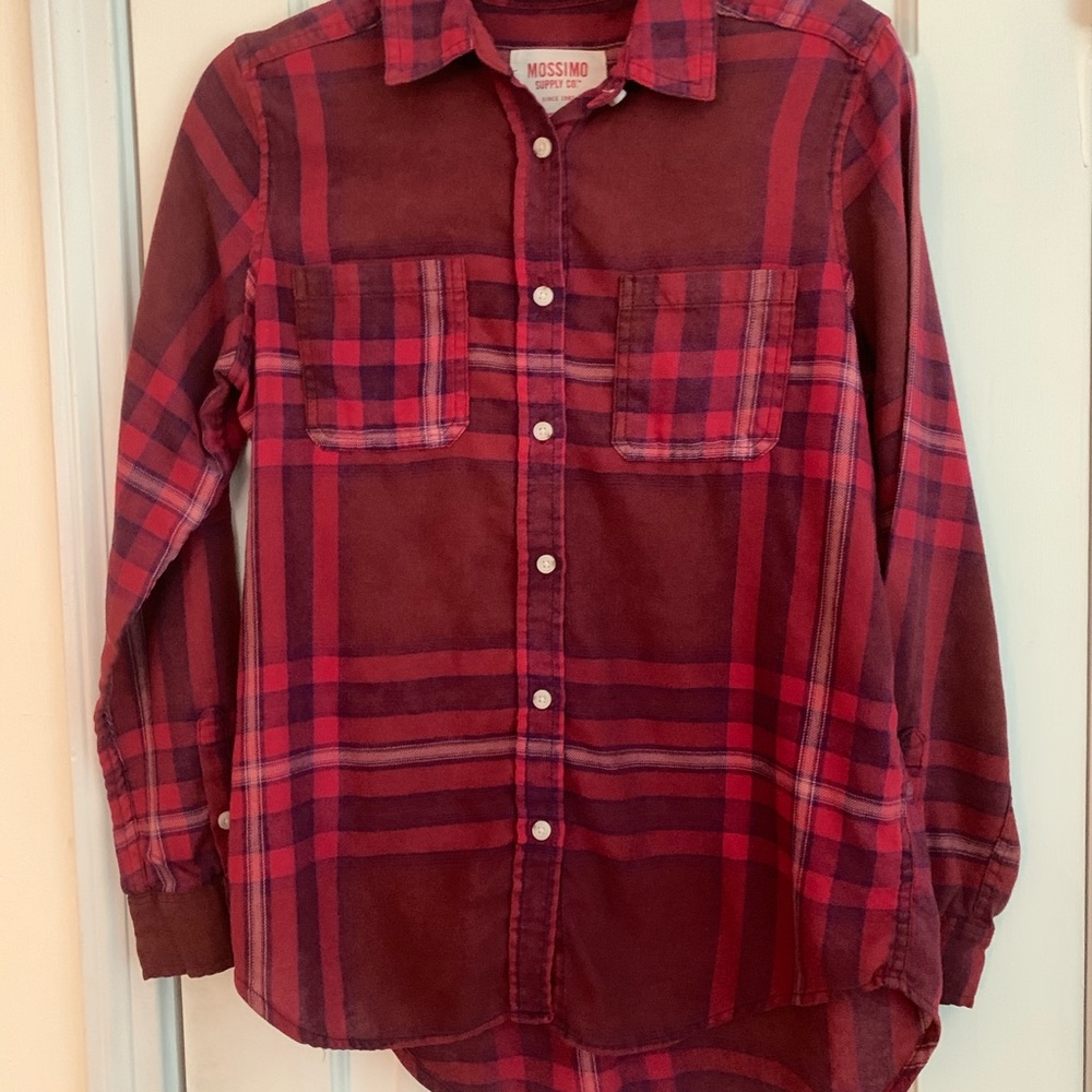 Mossimo XS Red Plaid Button Down Shirt